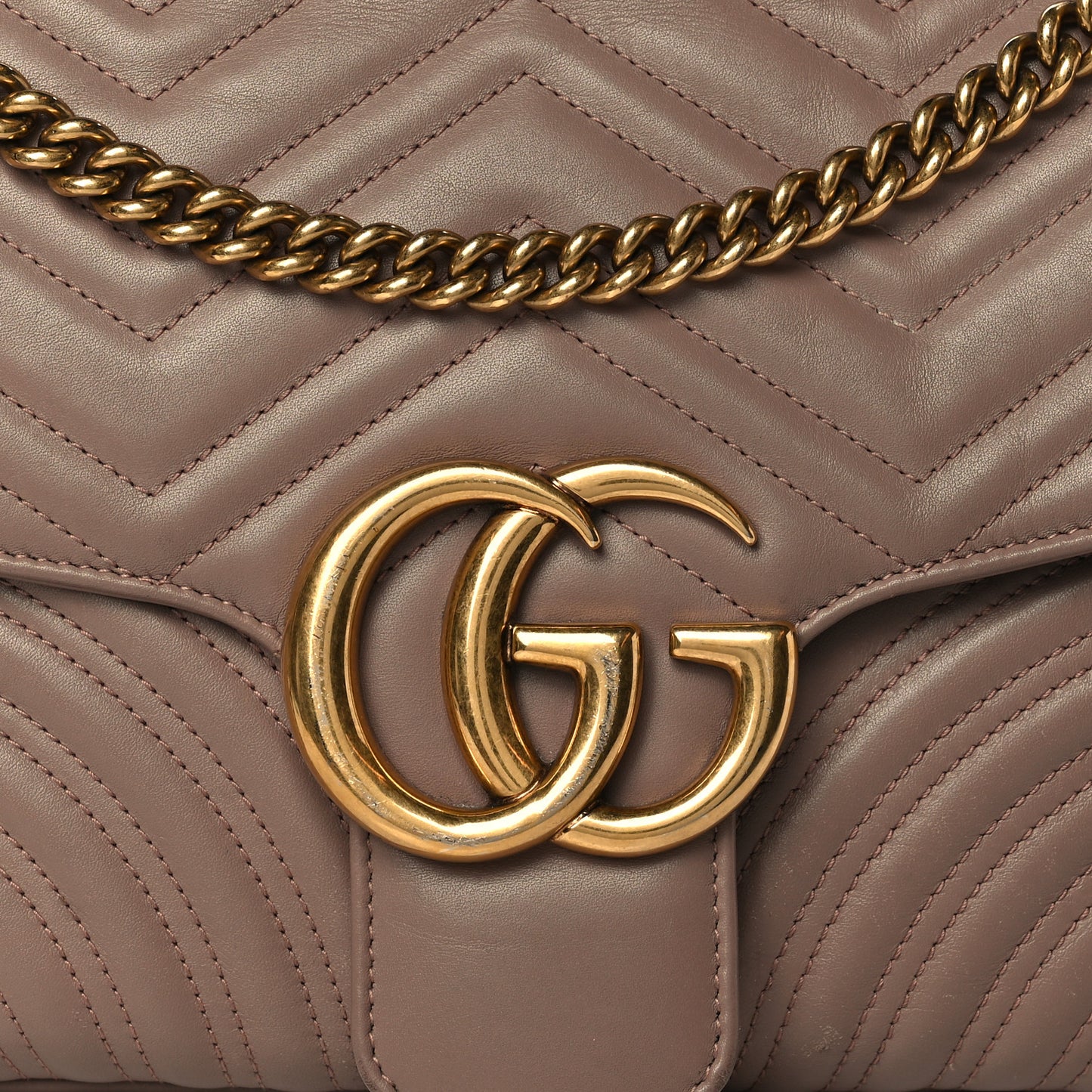 Calfskin Matelasse Medium GG Marmont Shoulder Bag Porcelain Rose