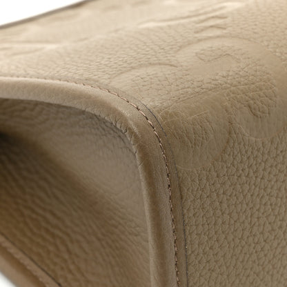 Gucci Piuma Calfskin Jumbo GG Embossed Pouch Good Taupe 12 of 13