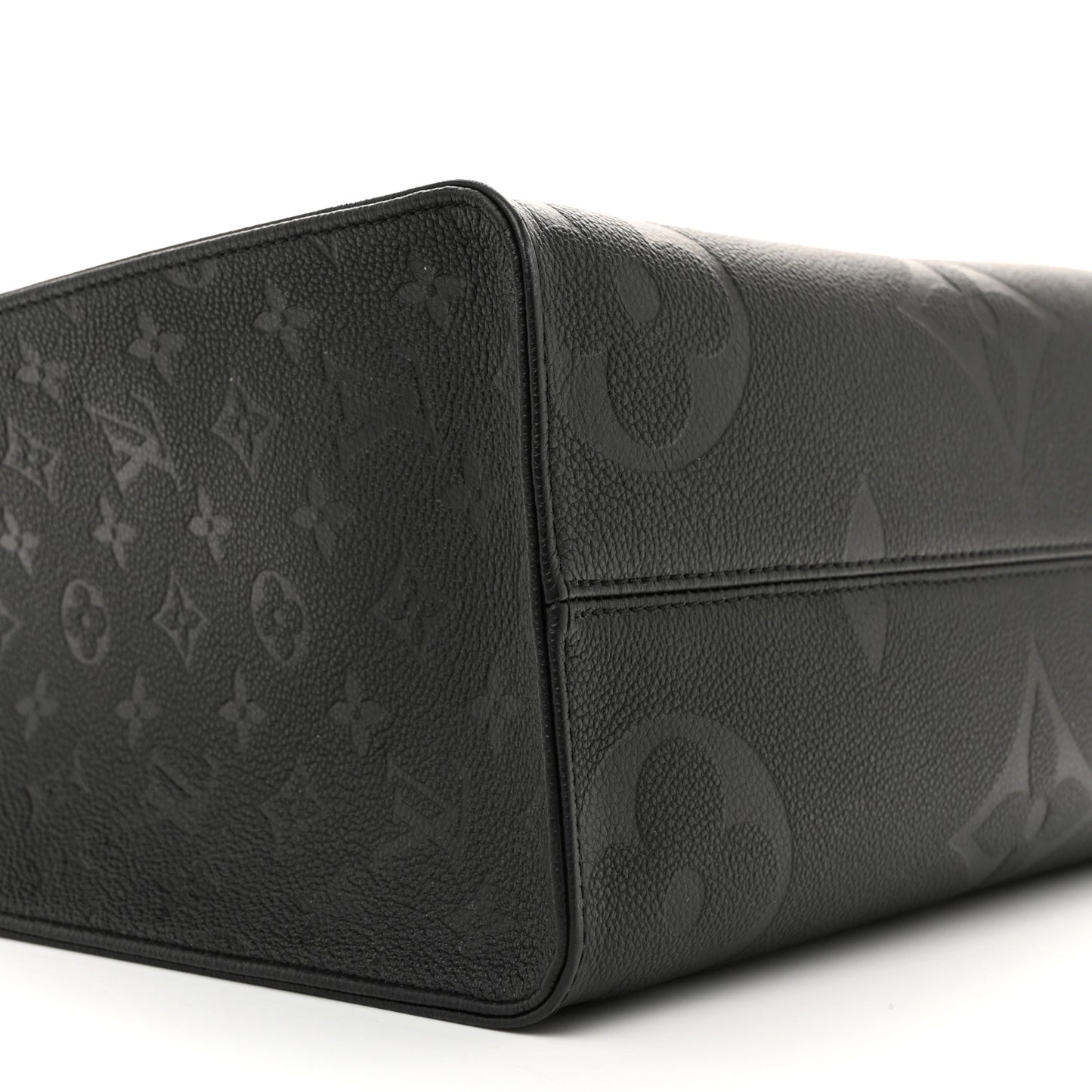 Empreinte Monogram Giant Onthego MM Black