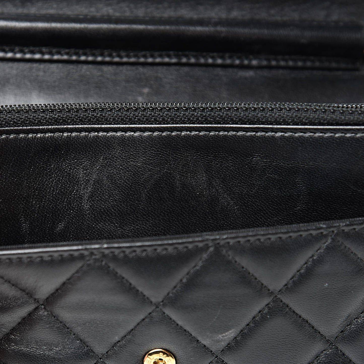 Lambskin Quilted Wallet On Chain WOC Black