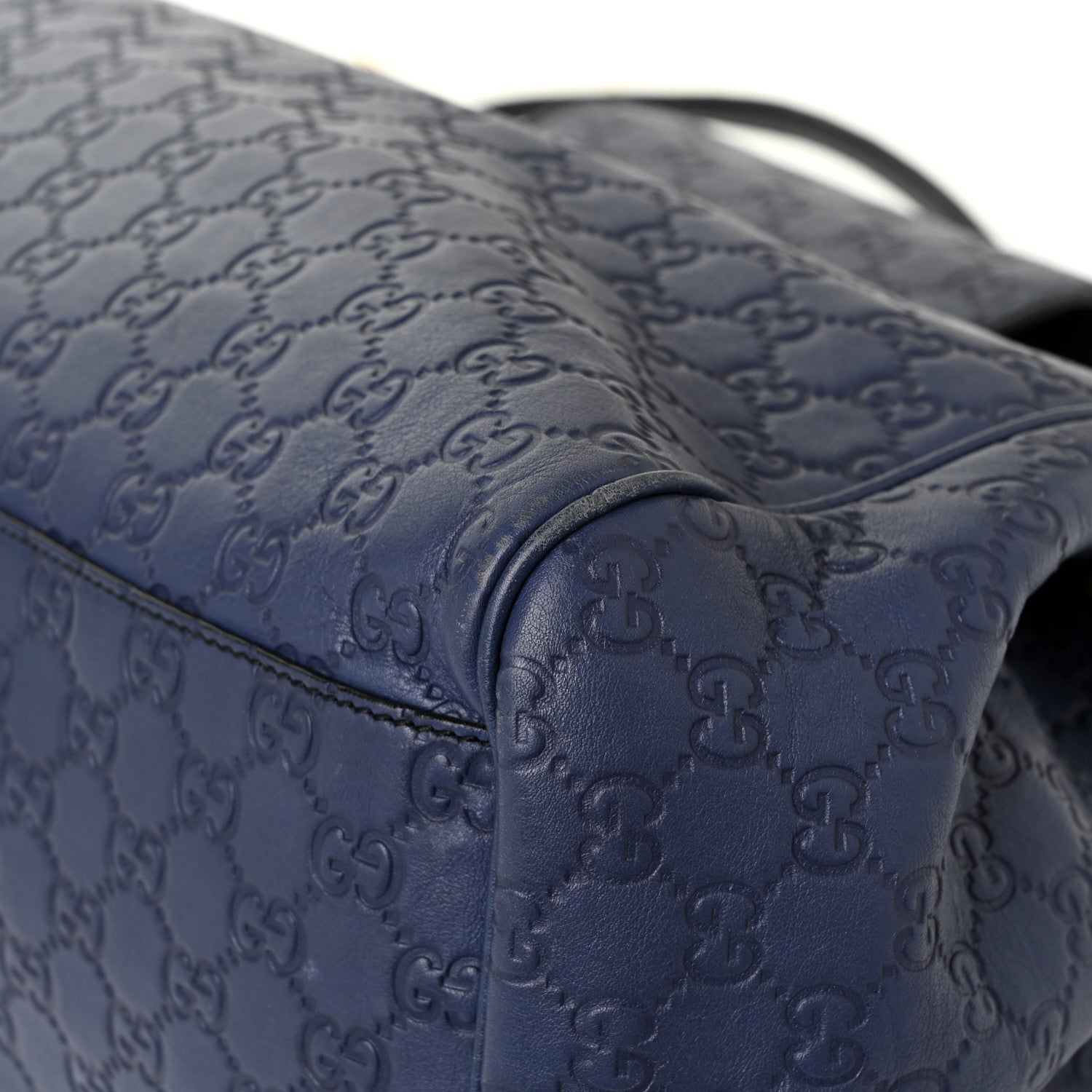 Gucci Guccissima Medium Emily Shoulder Bag Blue 19 of 21
