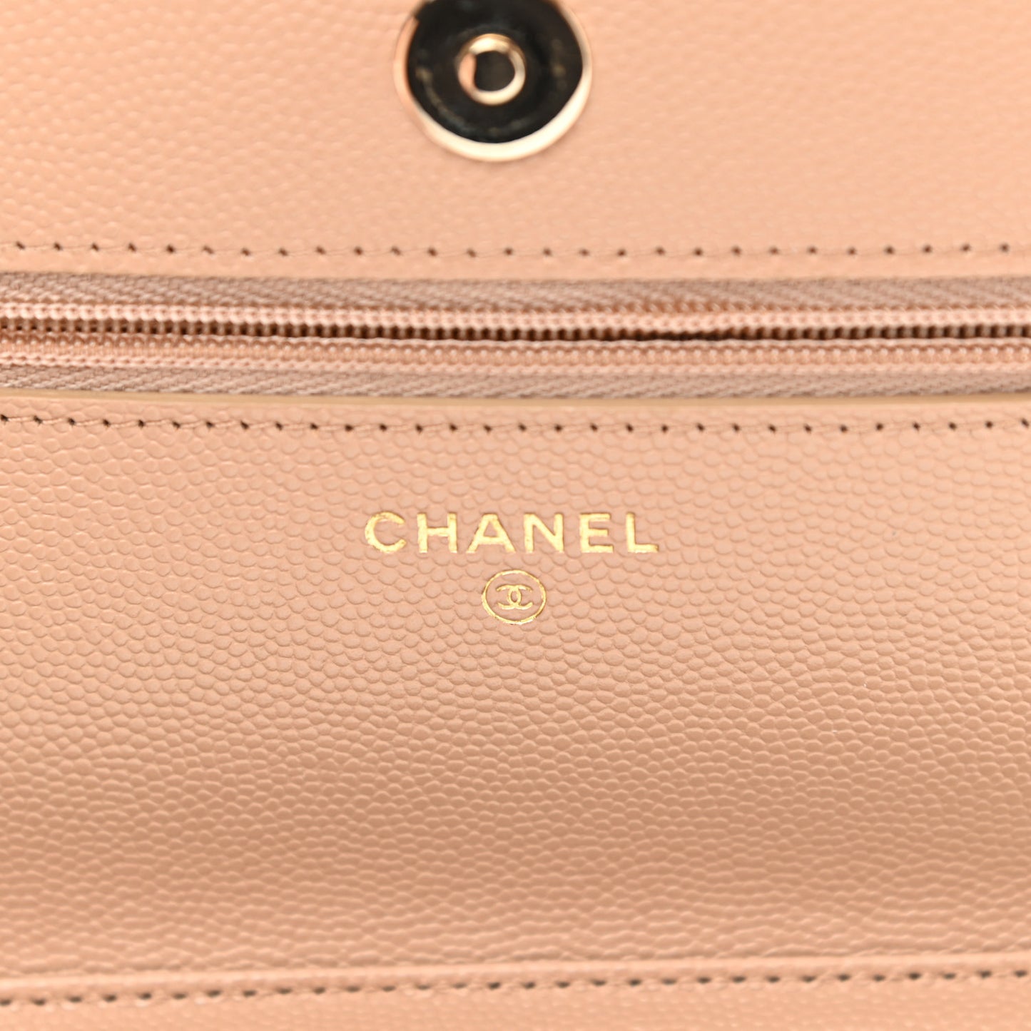 Caviar Quilted Wallet On Chain WOC Beige