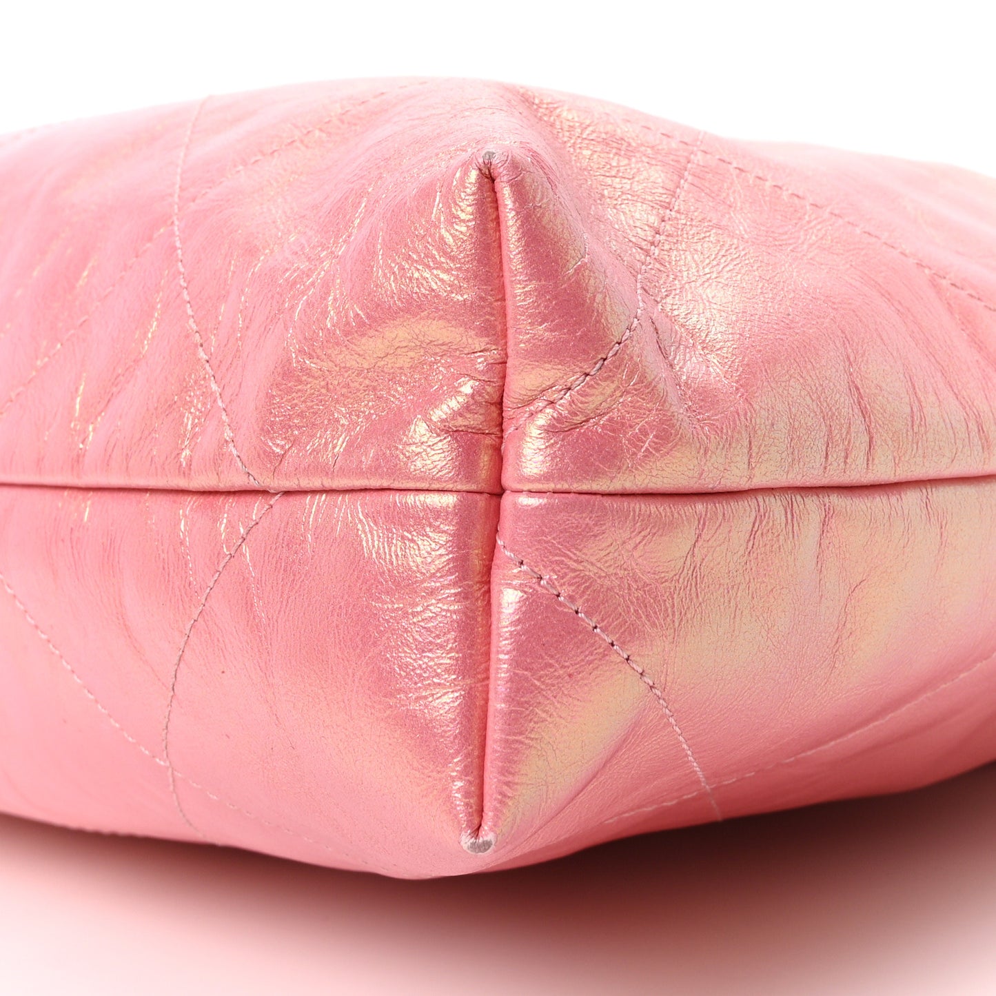 Metallic Calfskin Quilted Small Chanel 22 Pink