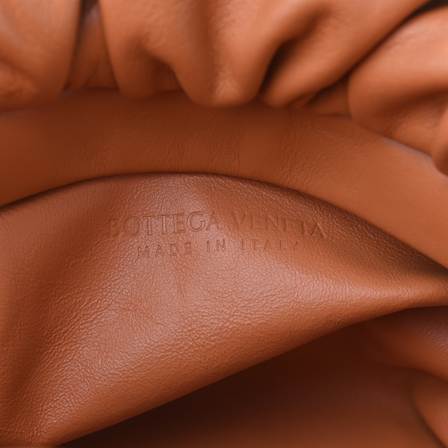 Calfskin The Pouch Chain Clay