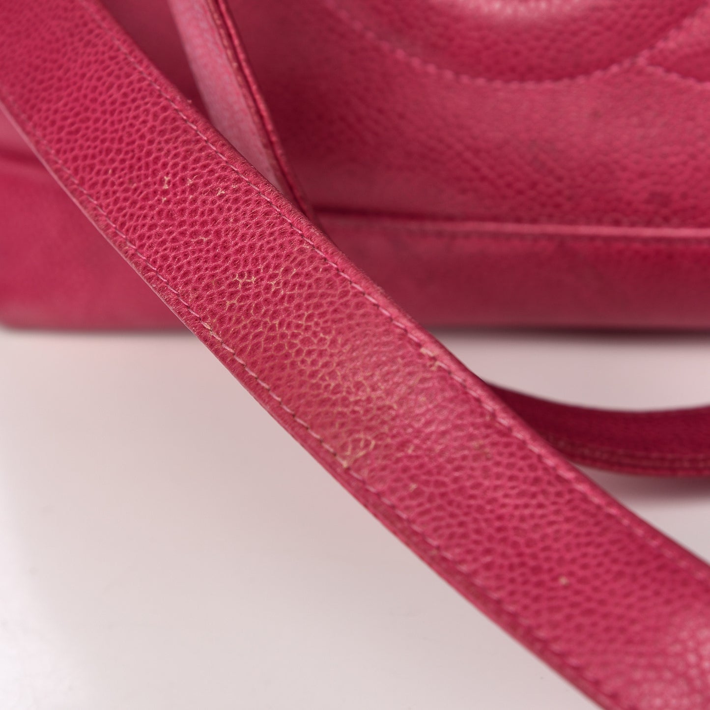 Caviar CC Shoulder Bag Pink