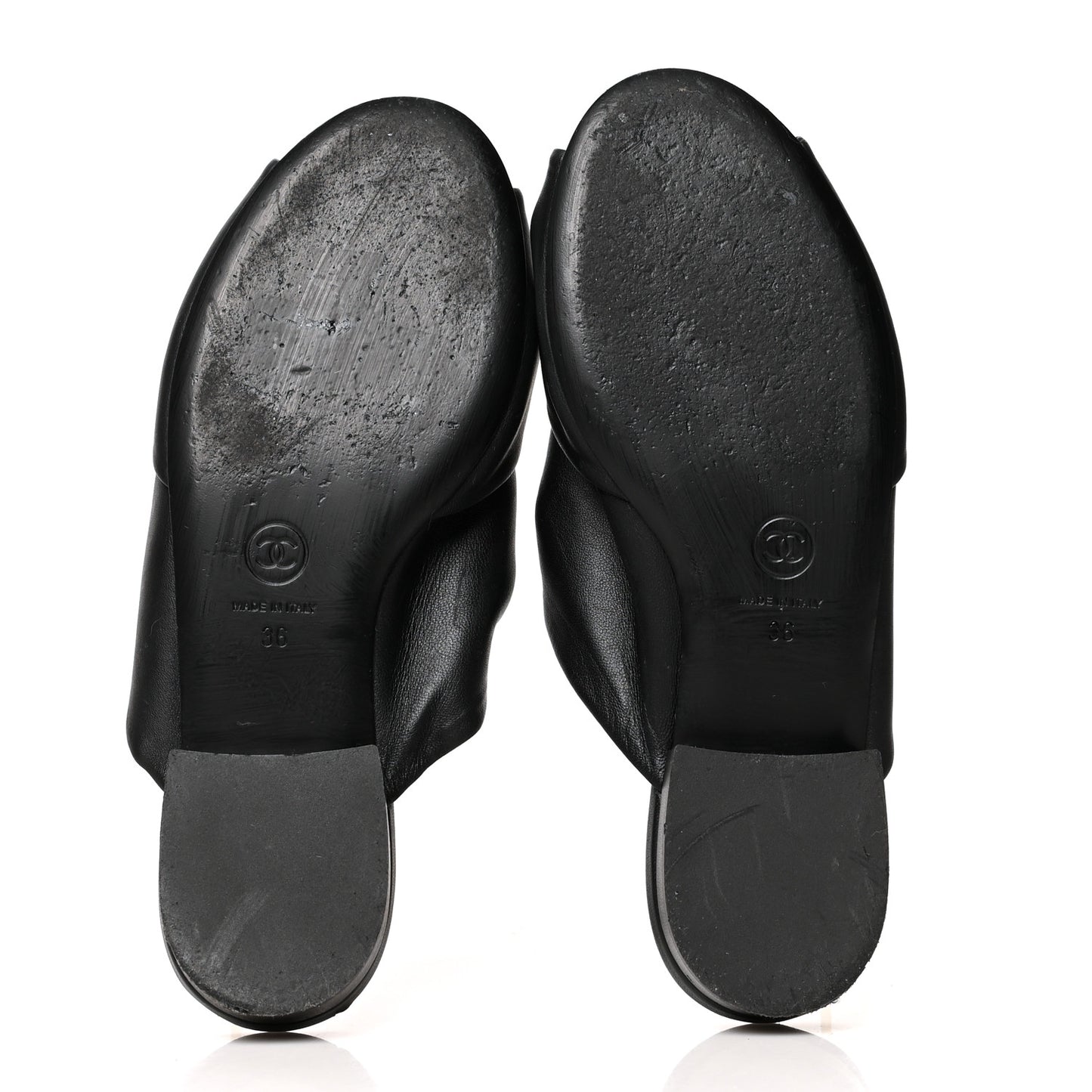 Lambskin Pearl Bow CC Flat Sandals 36 Black