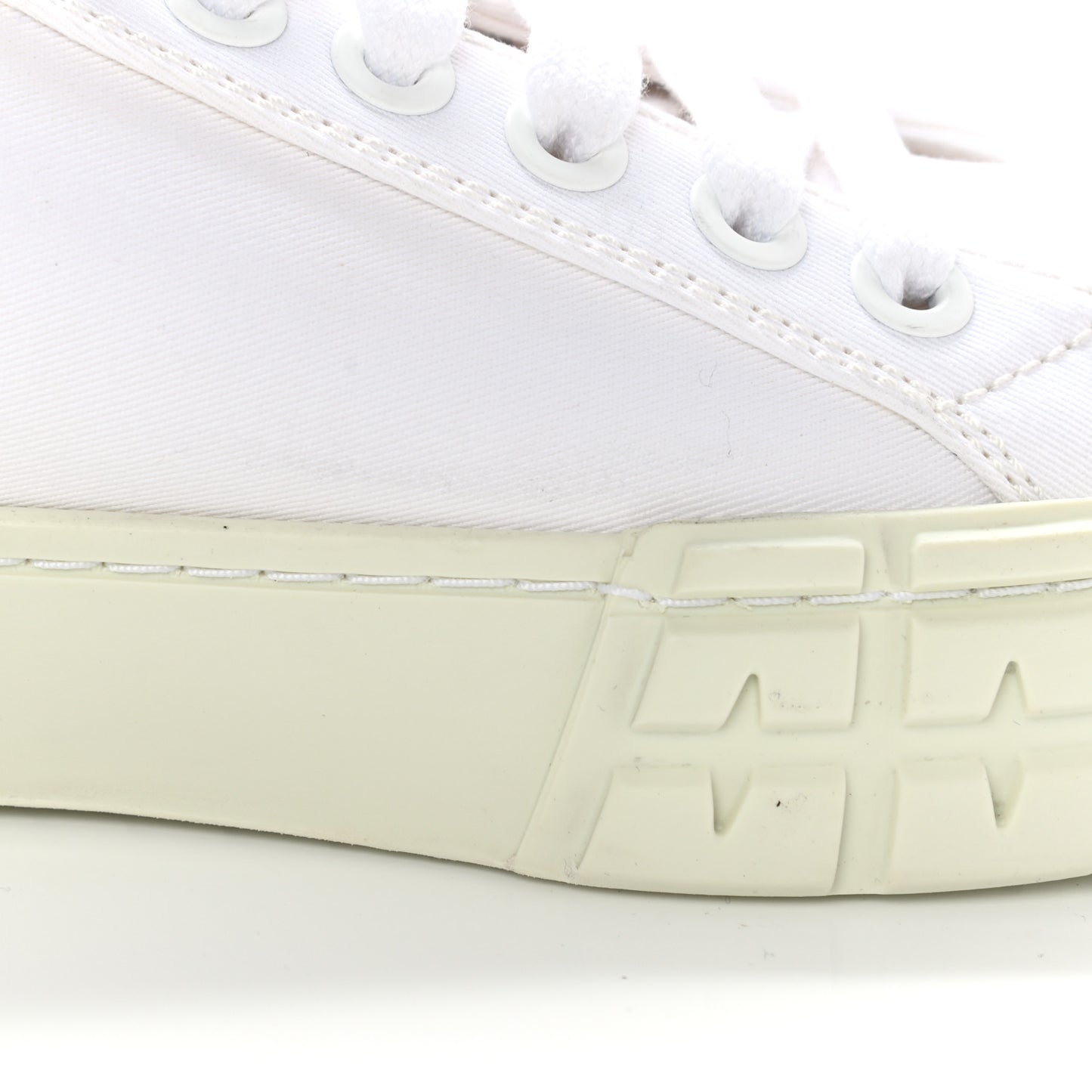 Gabardine Triangle Logo Wheel 35mm Sneakers 38 White