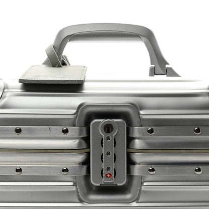 Rimowa Aluminum Topas Vanity Case Silver 5 of 20