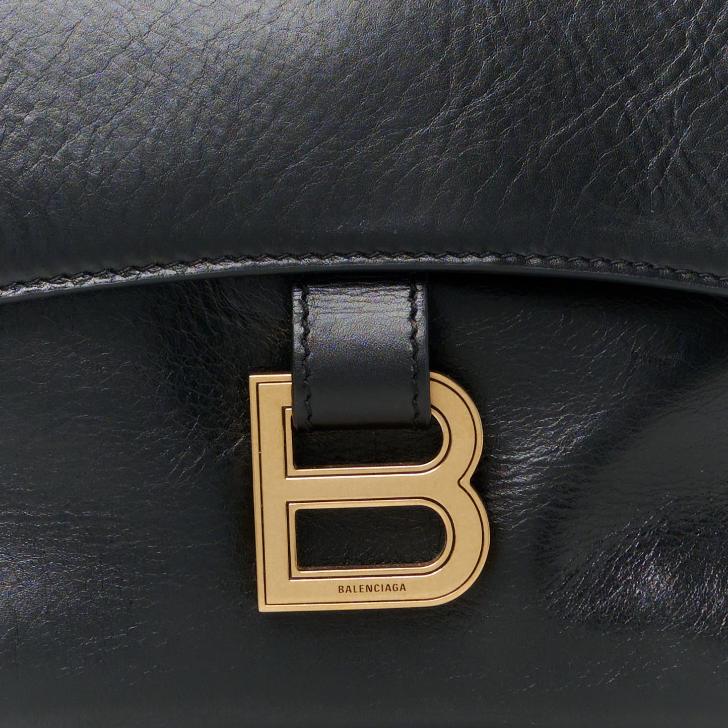 Paper Calfskin S Downtown Chain Shoulder Bag Black
