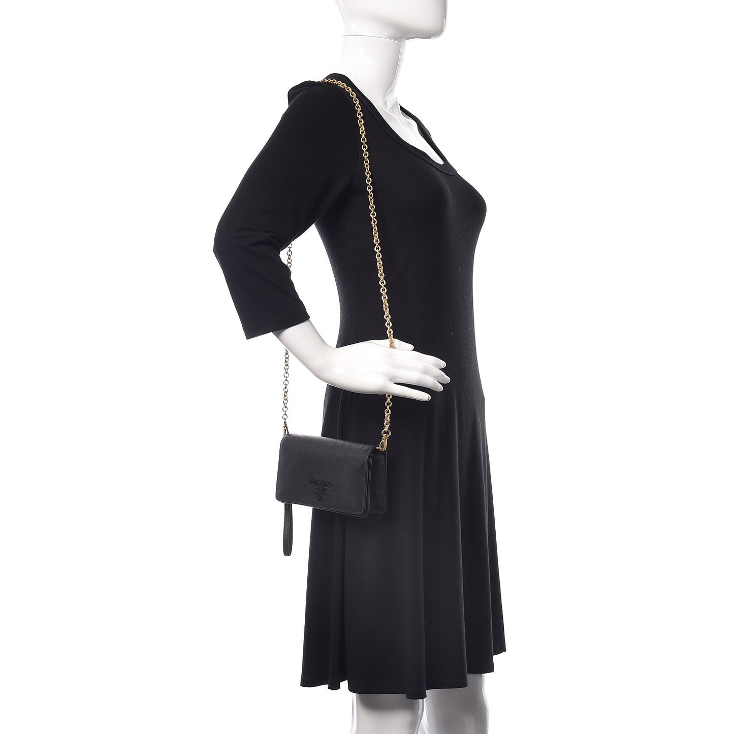 Saffiano Shine Chain Wallet Black