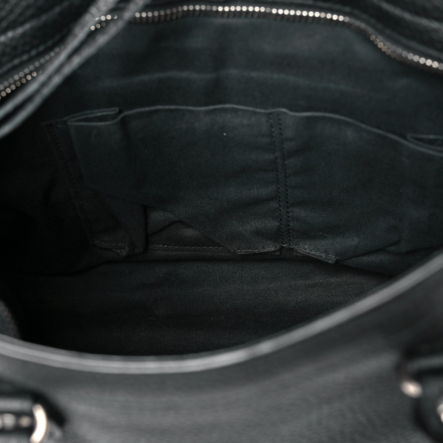 Vibrato Calfskin Classic Silver Hardware S City Black
