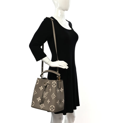 Louis Vuitton Empreinte Monogram Giant Neonoe MM Tourterelle Creme 2 of 11