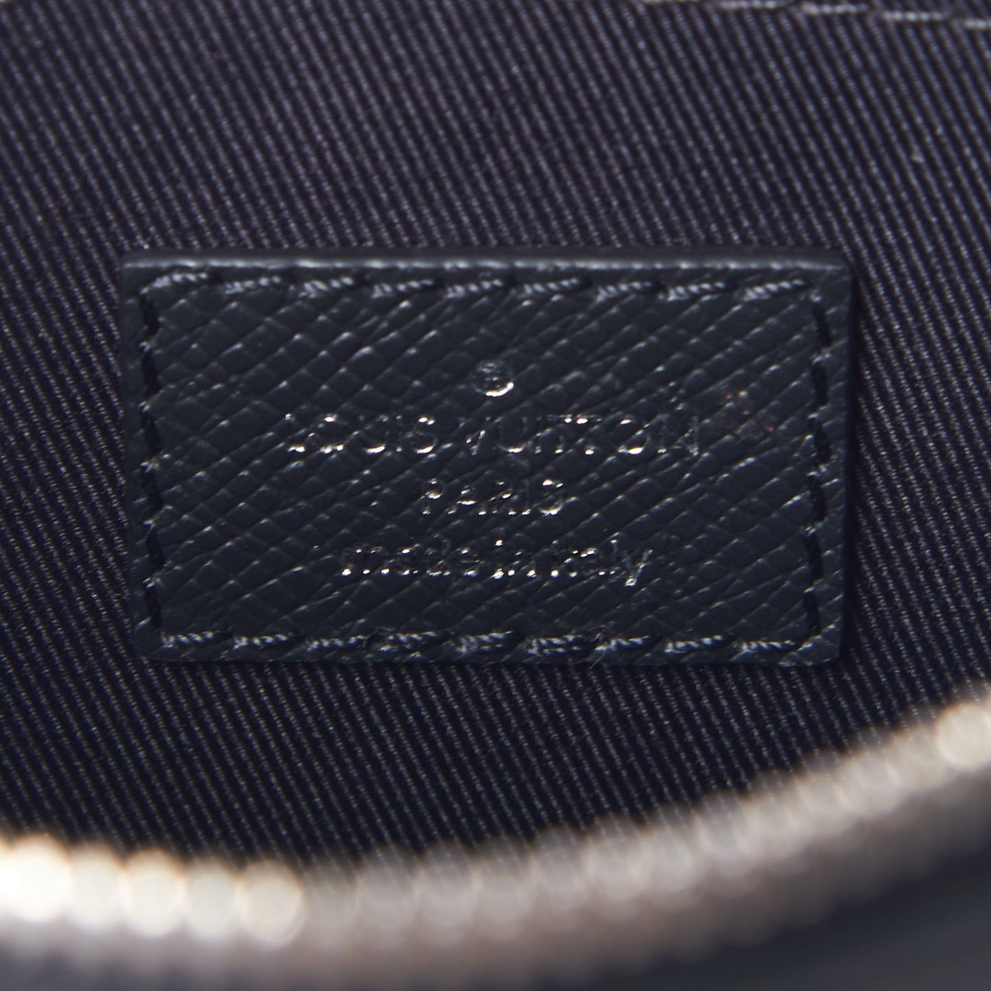 Taiga Monogram Eclipse Outdoor Messenger Black