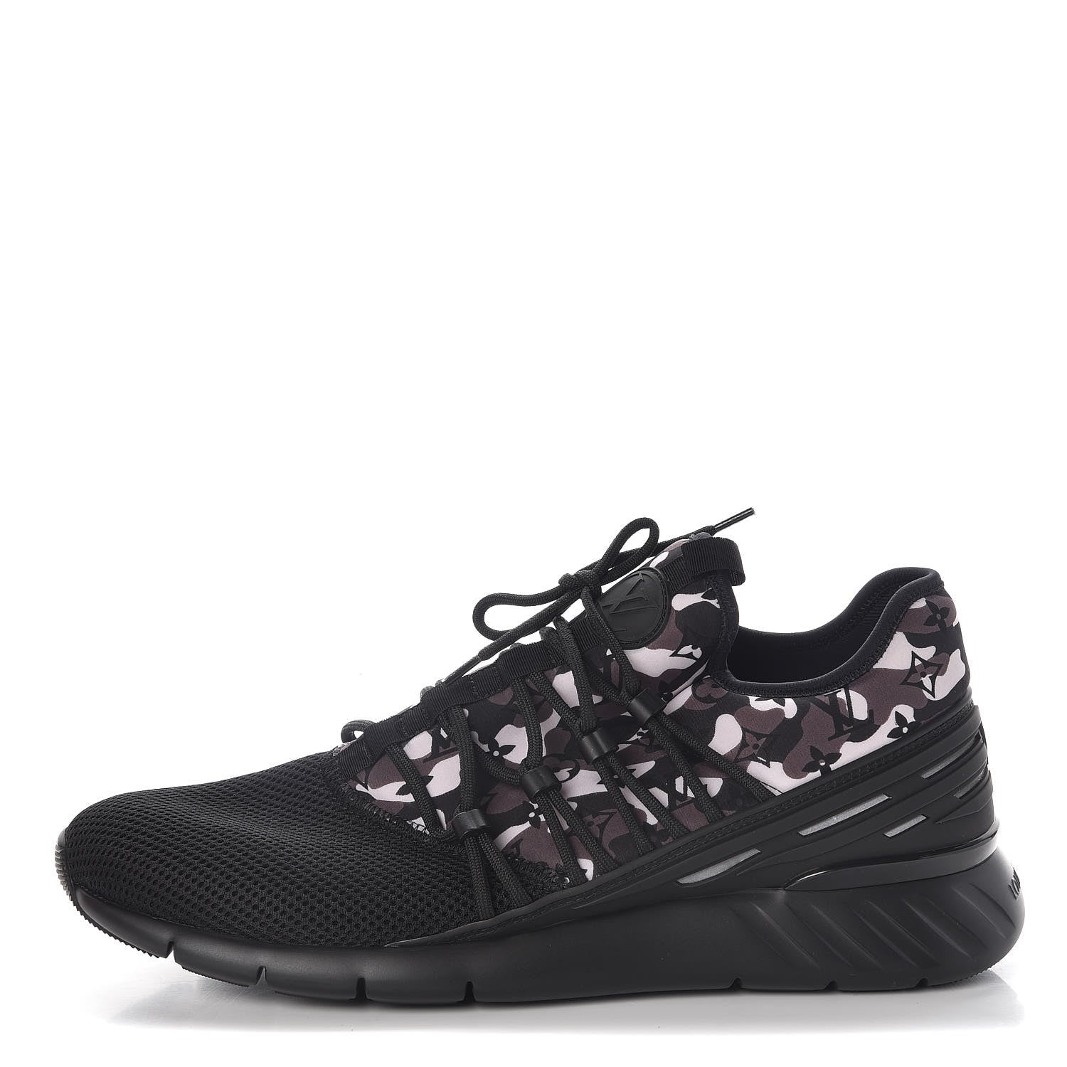 Louis Vuitton Neoprene Mesh Rubber Monogram Camo Fastlane Low Sneakers 9.5 Black 1 of 8