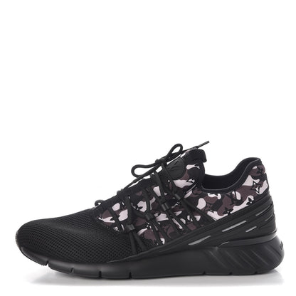Louis Vuitton Neoprene Mesh Rubber Monogram Camo Fastlane Low Sneakers 9.5 Black 1 of 8
