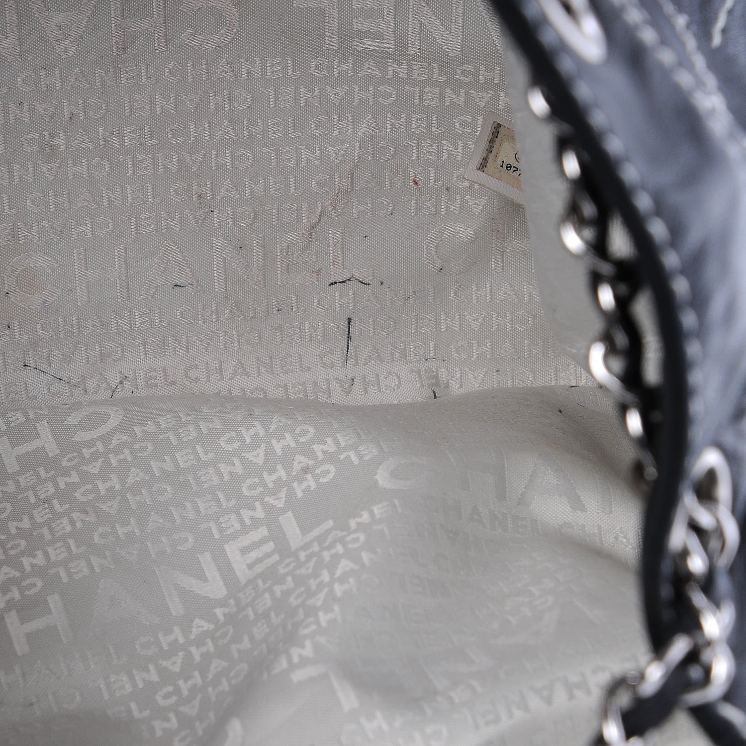 Chanel Lambskin Contrast Stitch Large Drawstring Tote Black 10 of 10