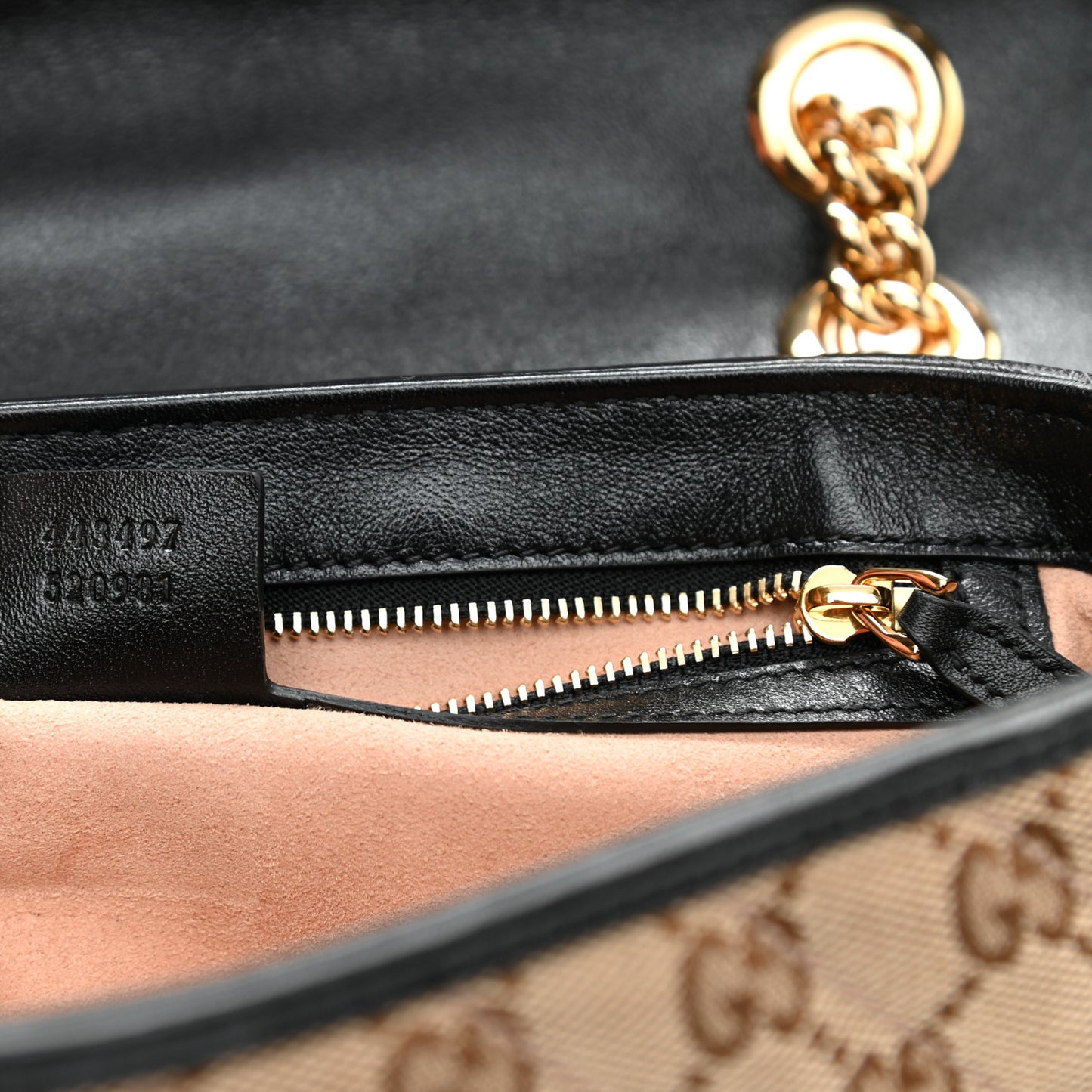 Monogram Matelasse Diagonal Small GG Marmont Shoulder Bag Beige Black