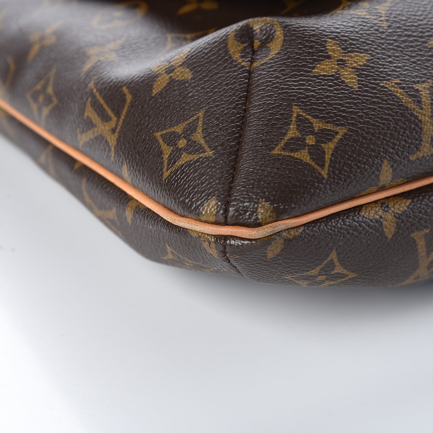 Louis Vuitton Monogram Musette GM 8 of 9