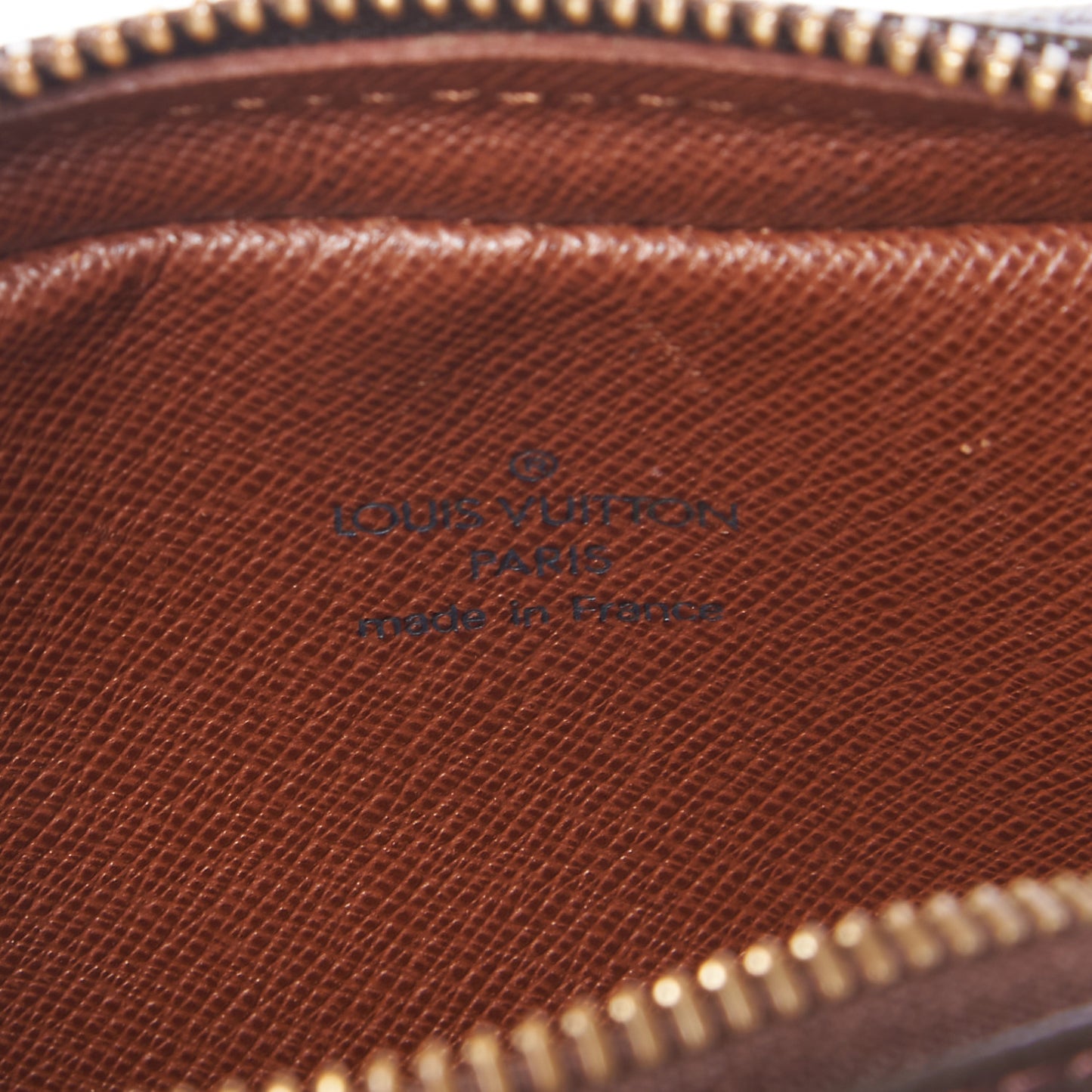 Monogram Amazone