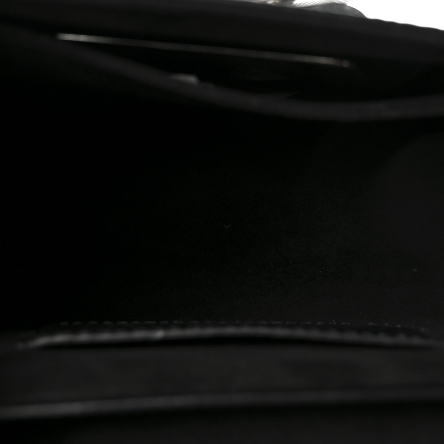 Epi Twist Shoulder Bag Black