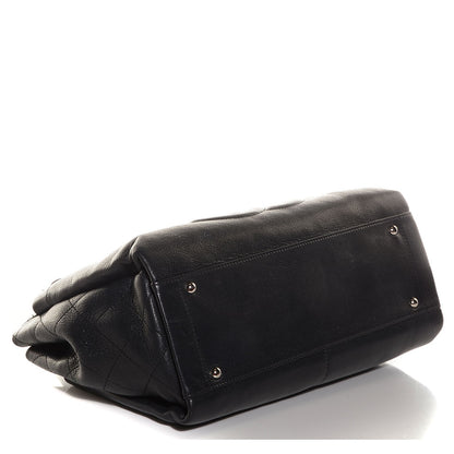 Chanel Caviar Timeless CC Shoulder Bag Black 4 of 7