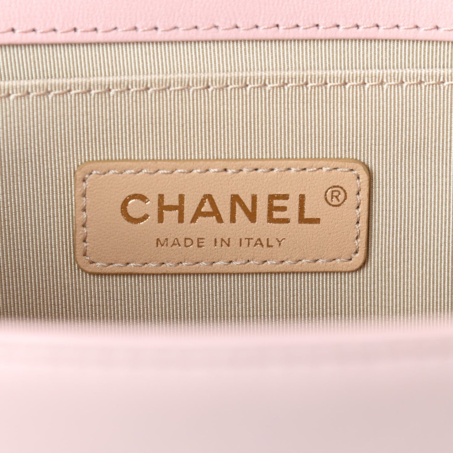 Lambskin Quilted Medium Chain Detail Boy Flap Light Pink