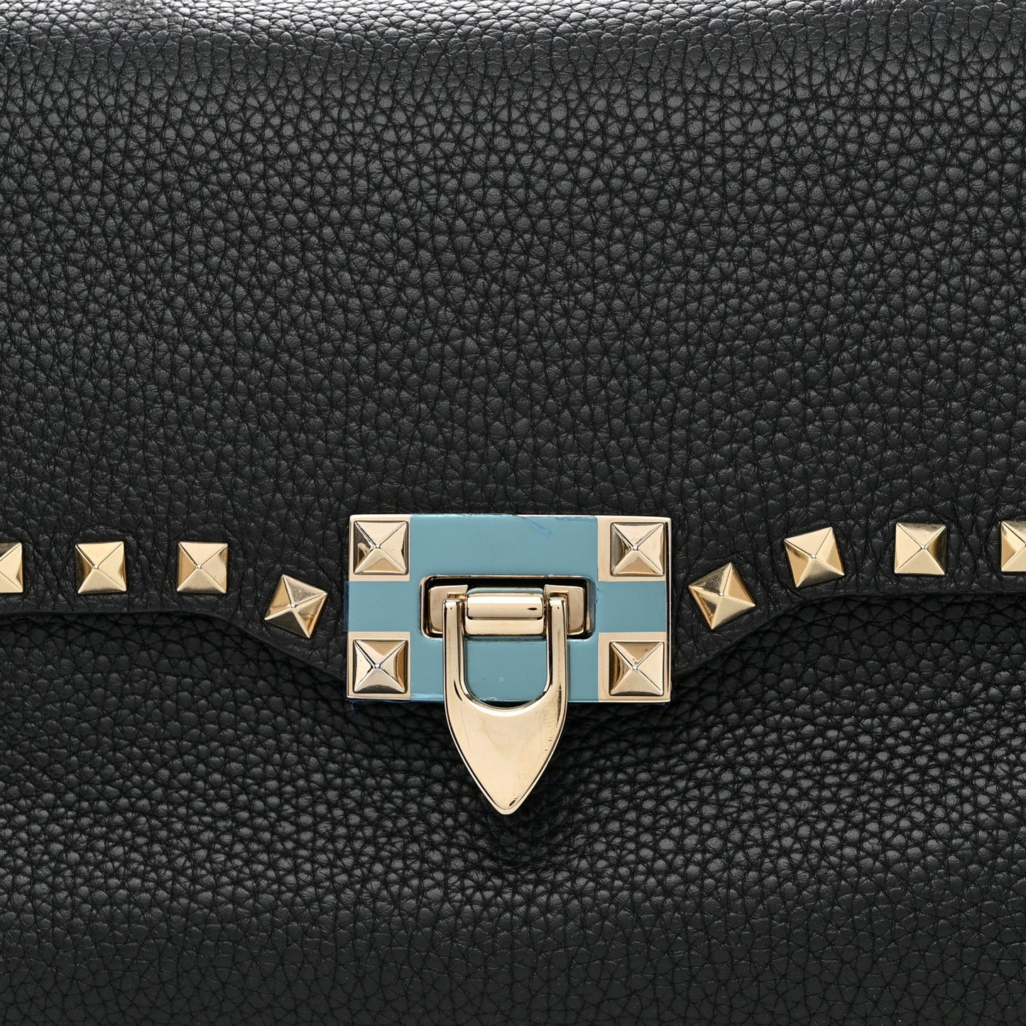 Pebbled Calfskin Rockstud Single Handle Flap Bag Black