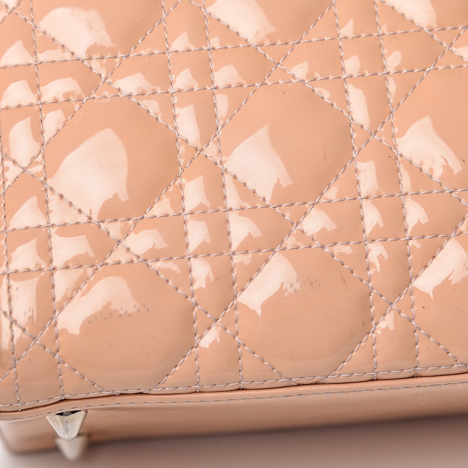 Christian Dior Patent Cannage Medium Lady Dior Beige 22 of 24