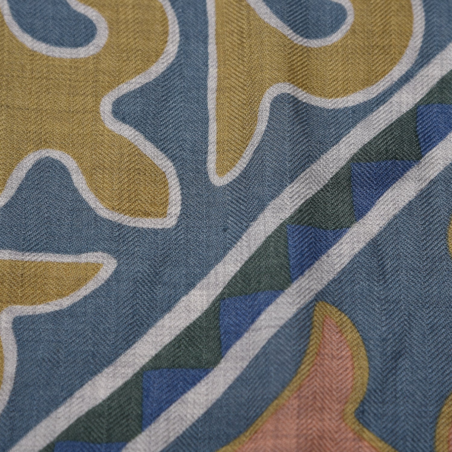 Hermes Cashmere Silk Appaloosa Des Steppes Shawl 140 Gris Chine Bleu Rosi 6 of 6