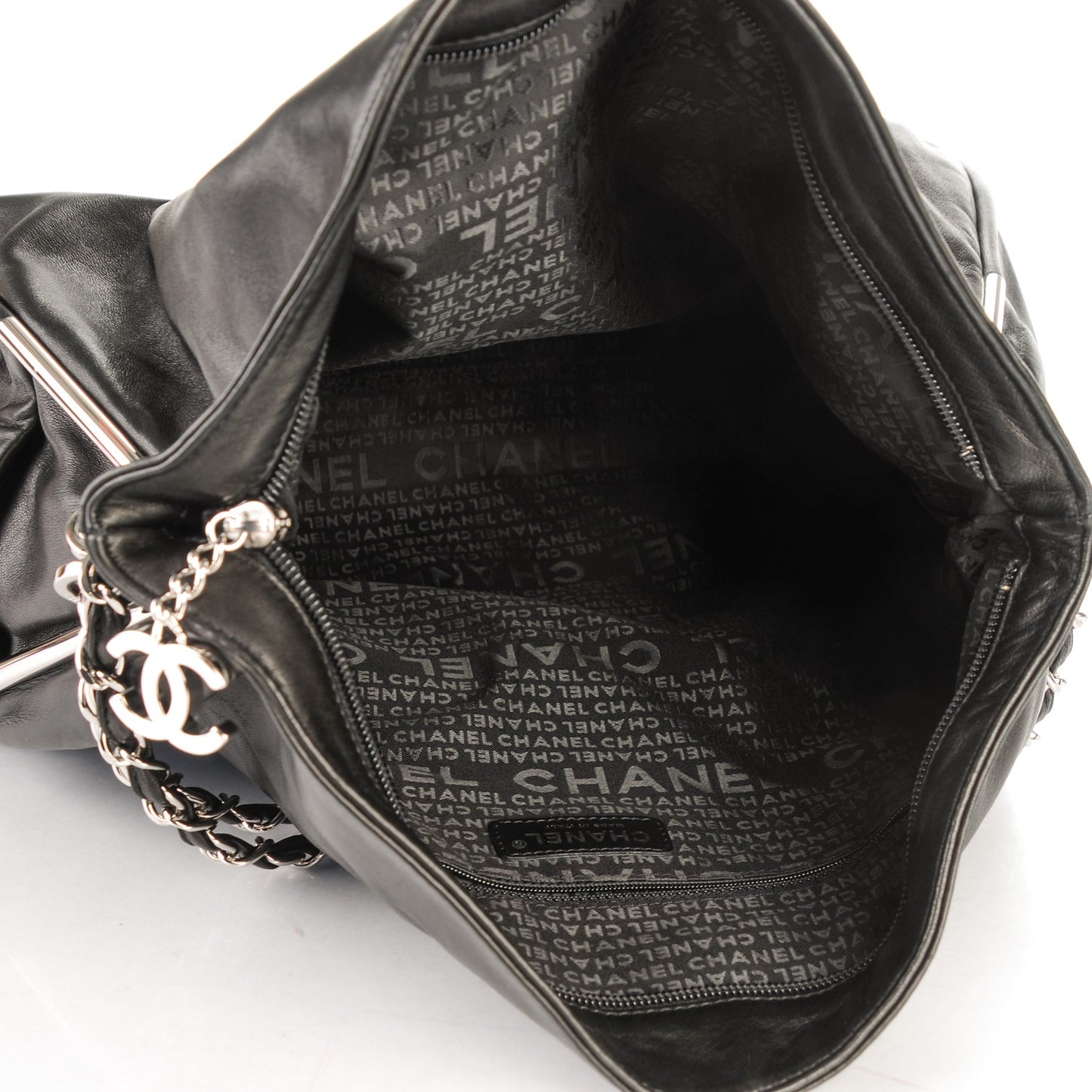 Lambskin Medium Ultimate Soft Tote Black