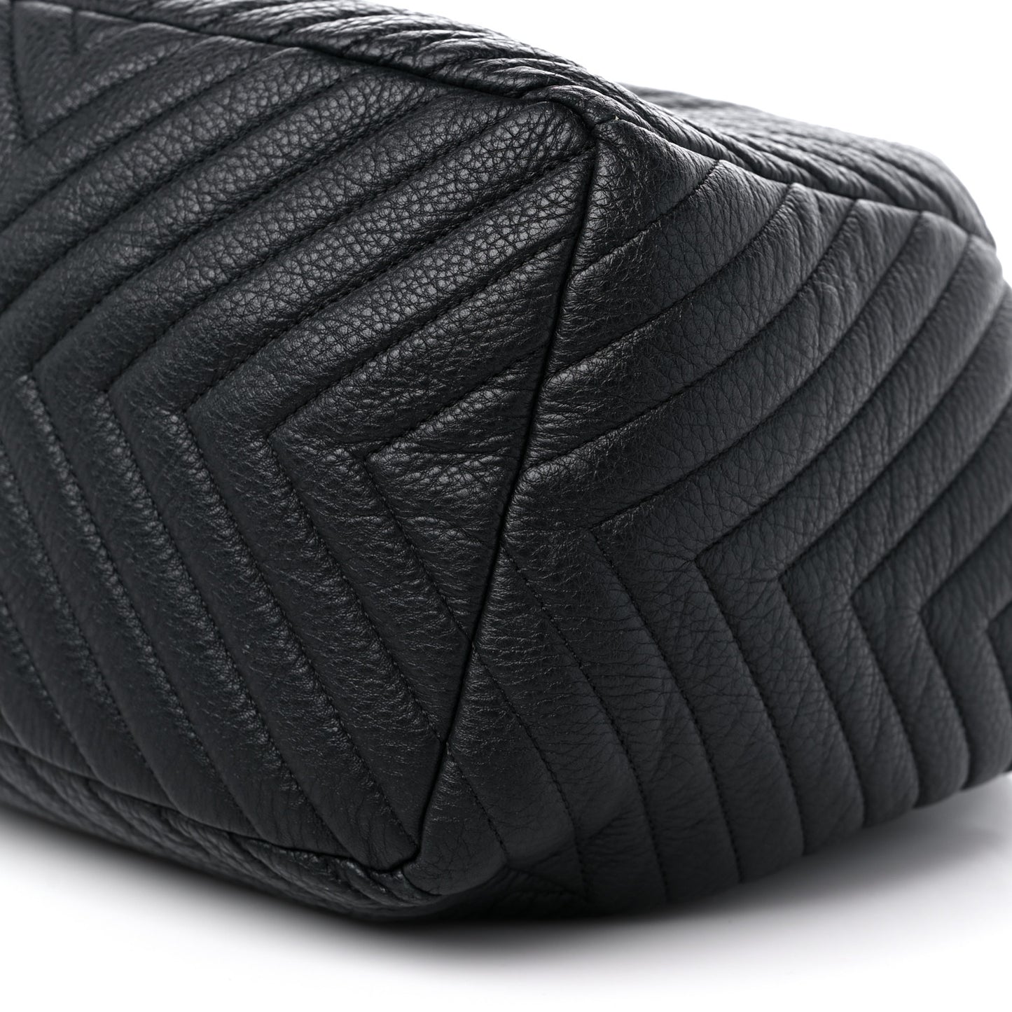 Deerskin Chevron Large CC Chain Bucket Drawstring Bag Black