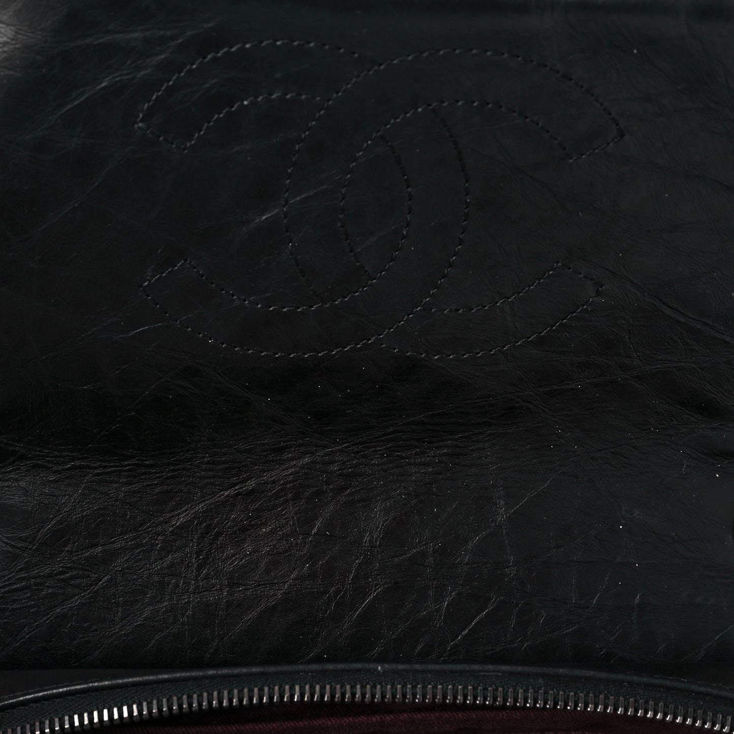 Aged Calfskin Medium New Portobello Flap Black