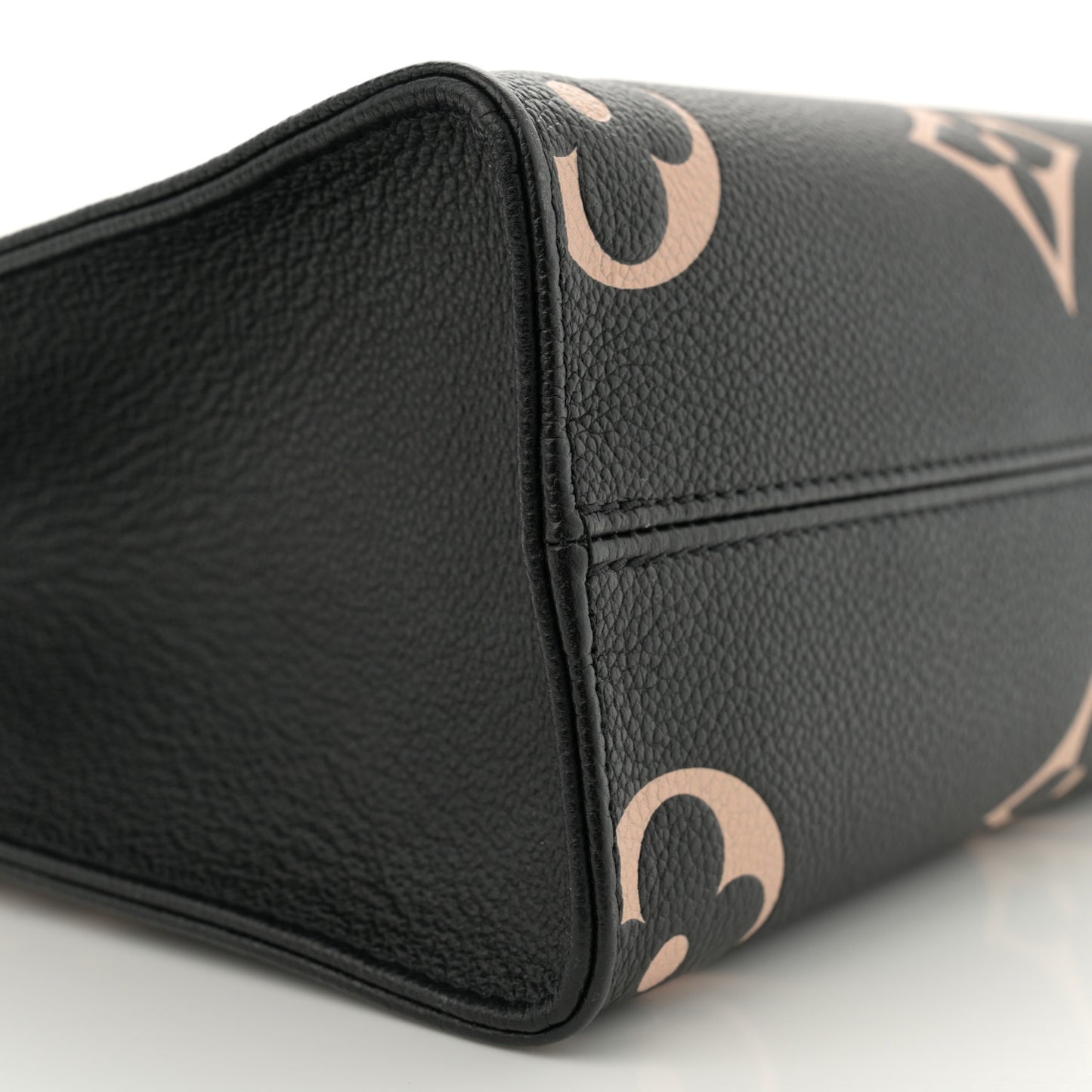 Empreinte Monogram Giant Onthego PM Black Beige