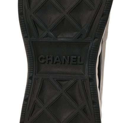 Chanel Velvet Calfskin Mixed Fibers CC Sneakers 41 Ivory Black 7 of 9