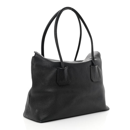 Burberry London Grainy Calfskin Medium Baynard Tote Black 2 of 11