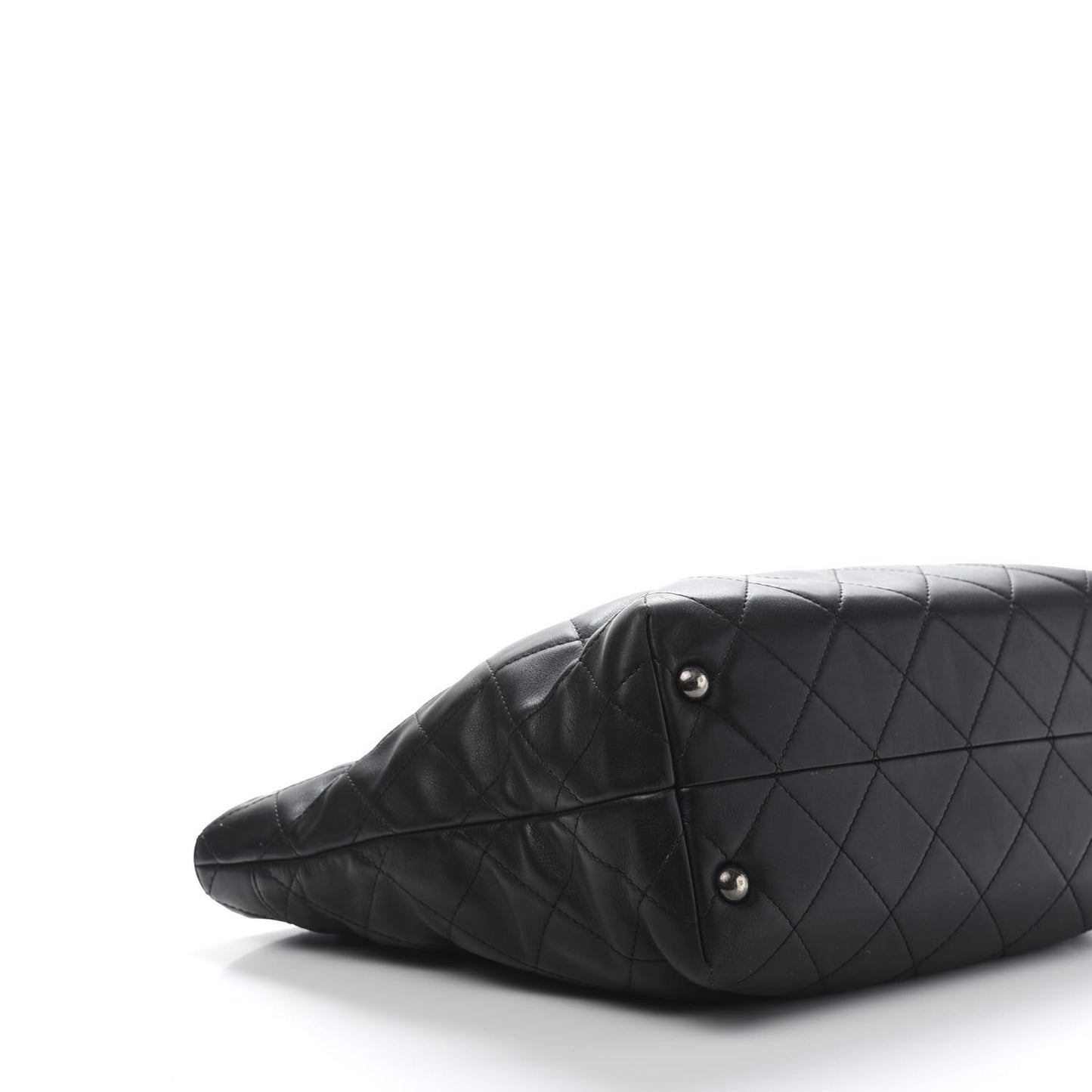 Calfskin Quilted Large Shopping In Chains Tote Black