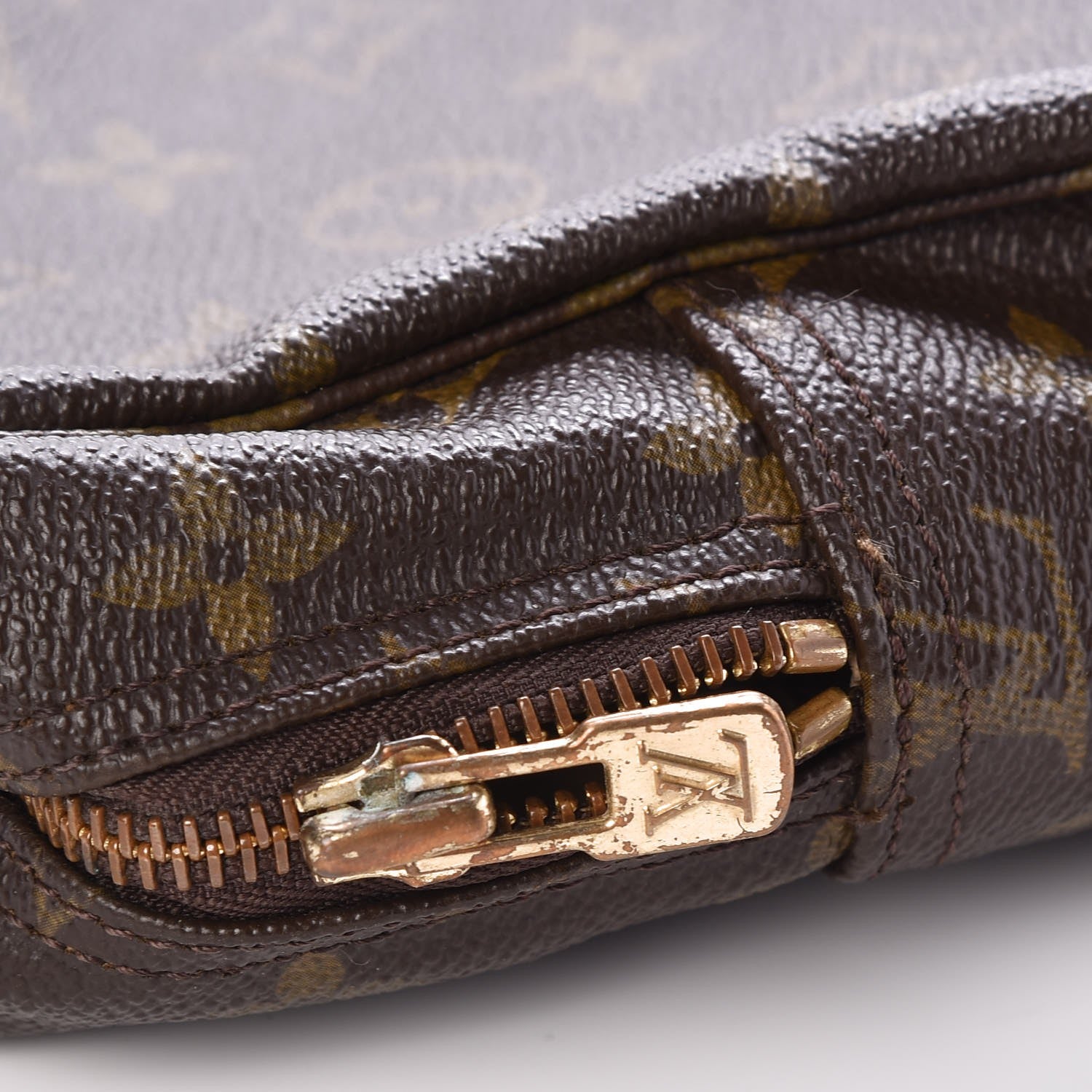 Louis Vuitton Monogram Trousse Toilette 28 8 of 8