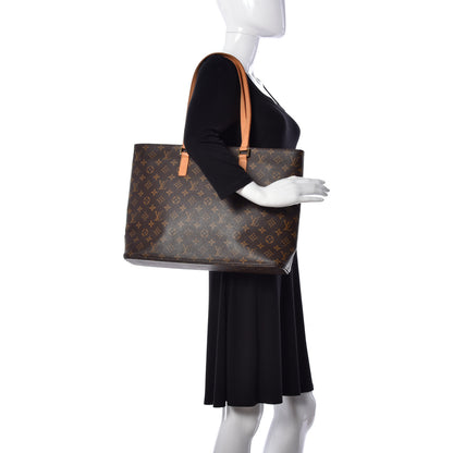 Louis Vuitton Monogram Luco 2 of 9