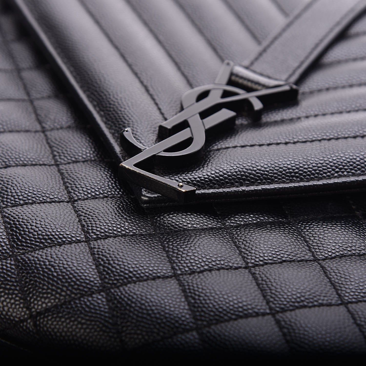 Saint Laurent Grain De Poudre Textured Mixed Matelasse Large Triquilt Monogram Monochrome Satchel Black 9 of 9
