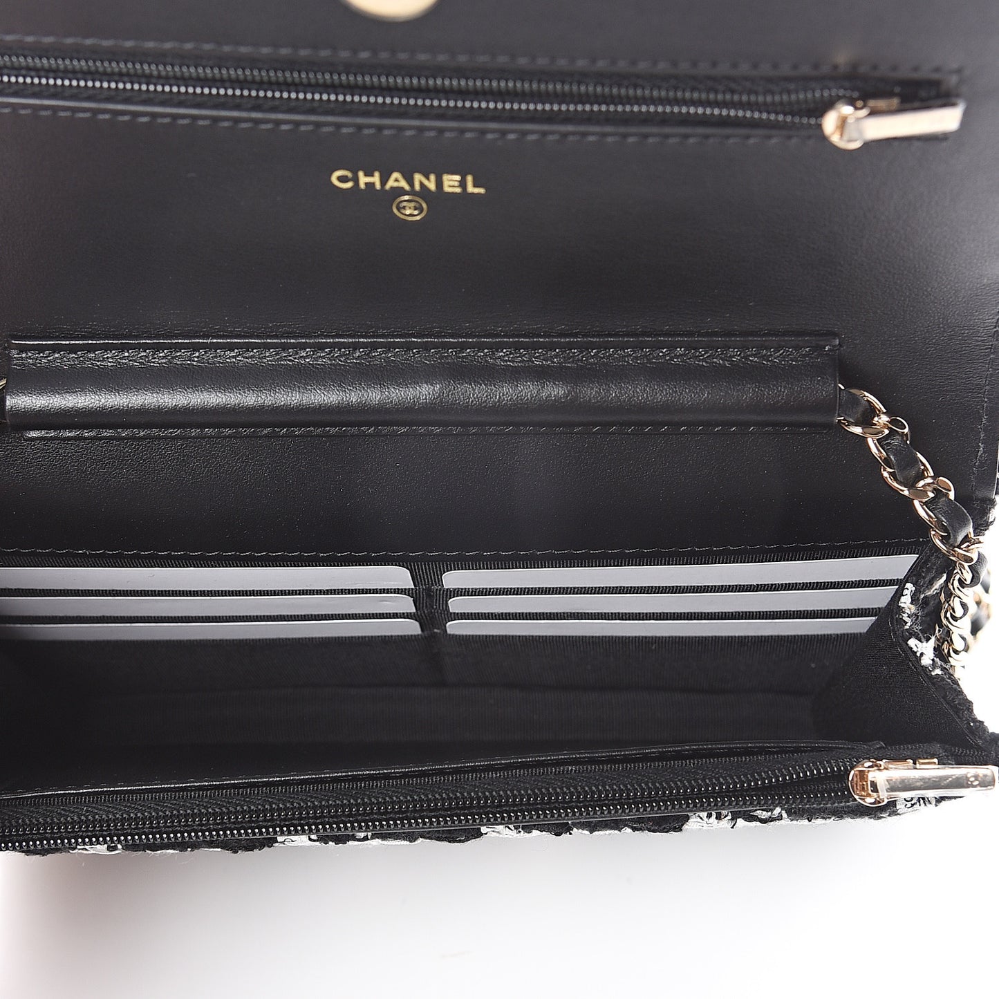 Tweed Quilted Wallet On Chain WOC Black Ecru White