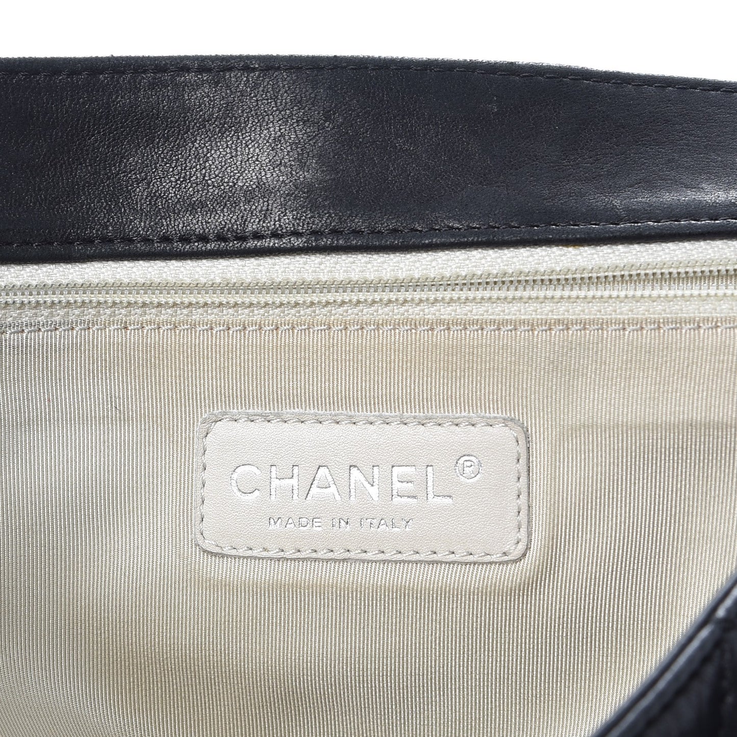 Washed Lambskin Quilted Maxi Chain Around Flap Black