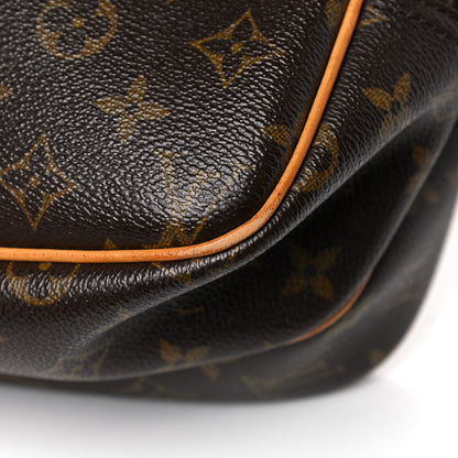 Louis Vuitton Monogram Reporter PM 16 of 28