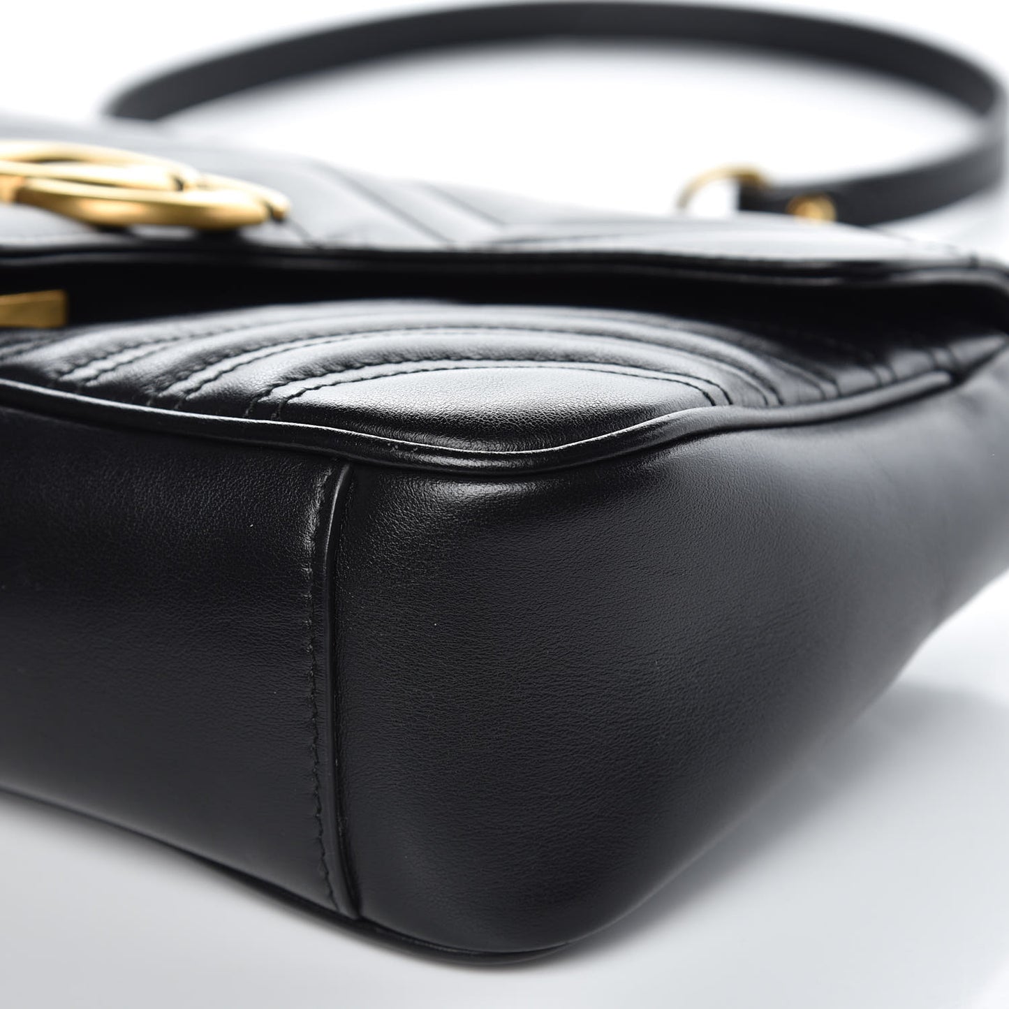 Calfskin Matelasse Small GG Marmont Shoulder Bag Black