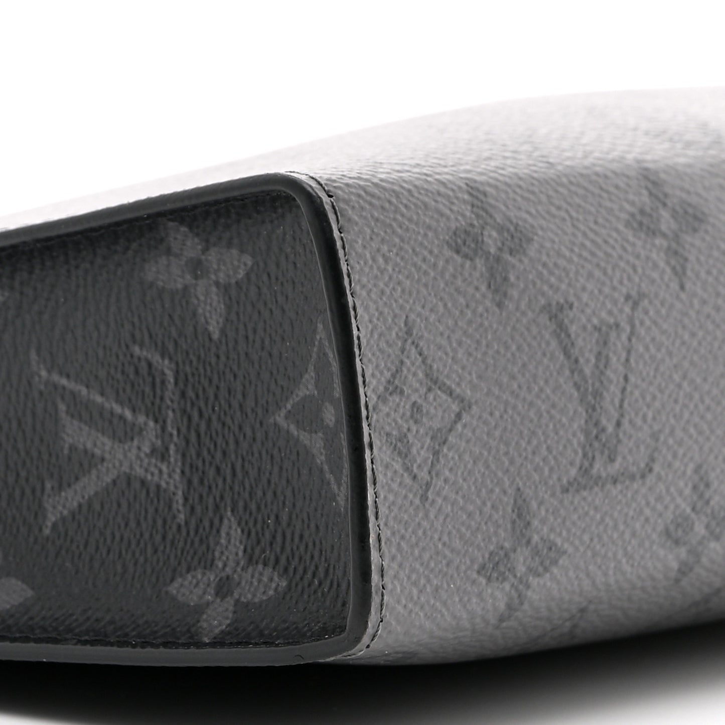 Monogram Eclipse Reverse Pochette Voyage MM