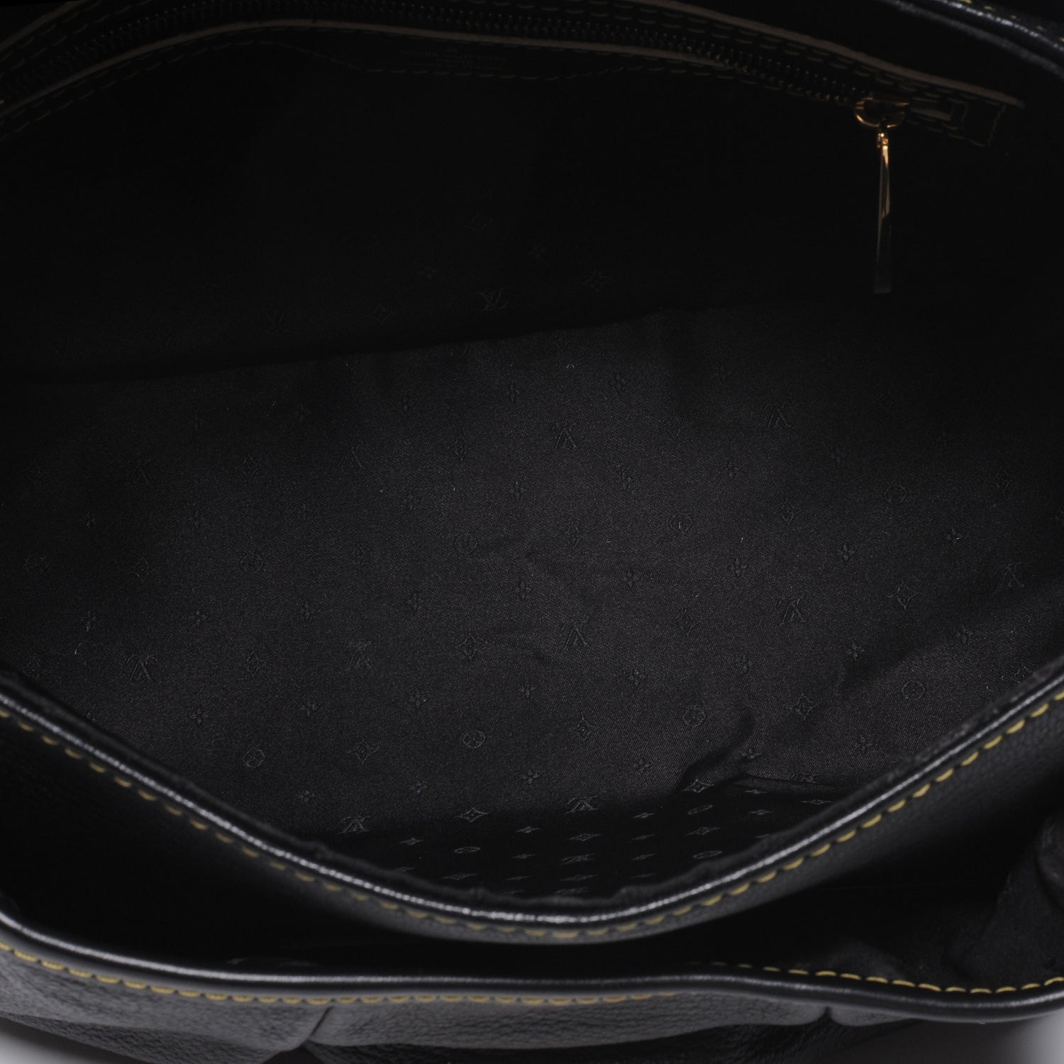Louis Vuitton Suhali Le Confident Noir 5 of 7
