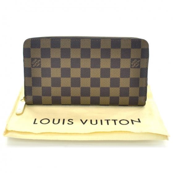 Damier Zippy Wallet Organizer