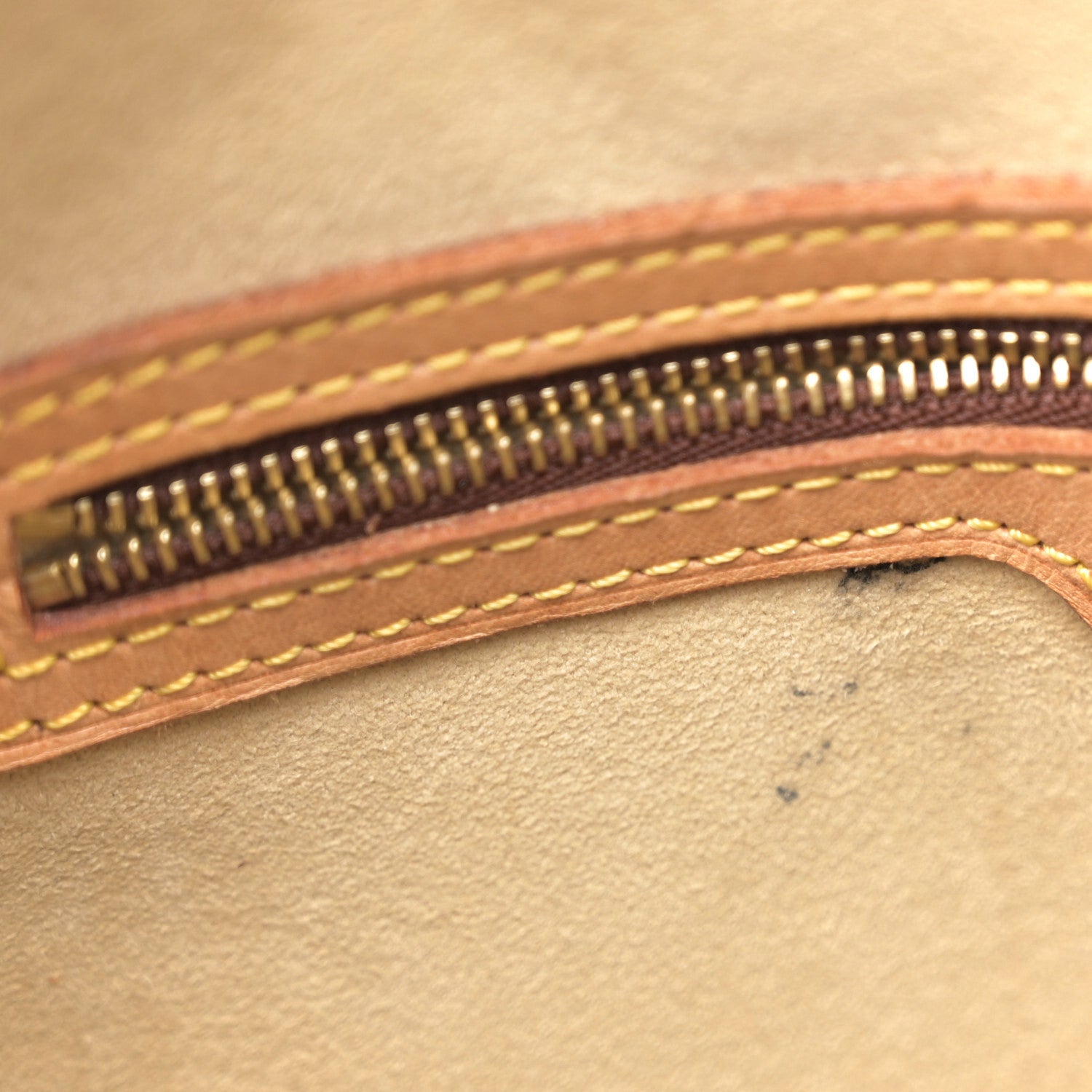 Louis Vuitton Monogram Looping GM 12 of 13