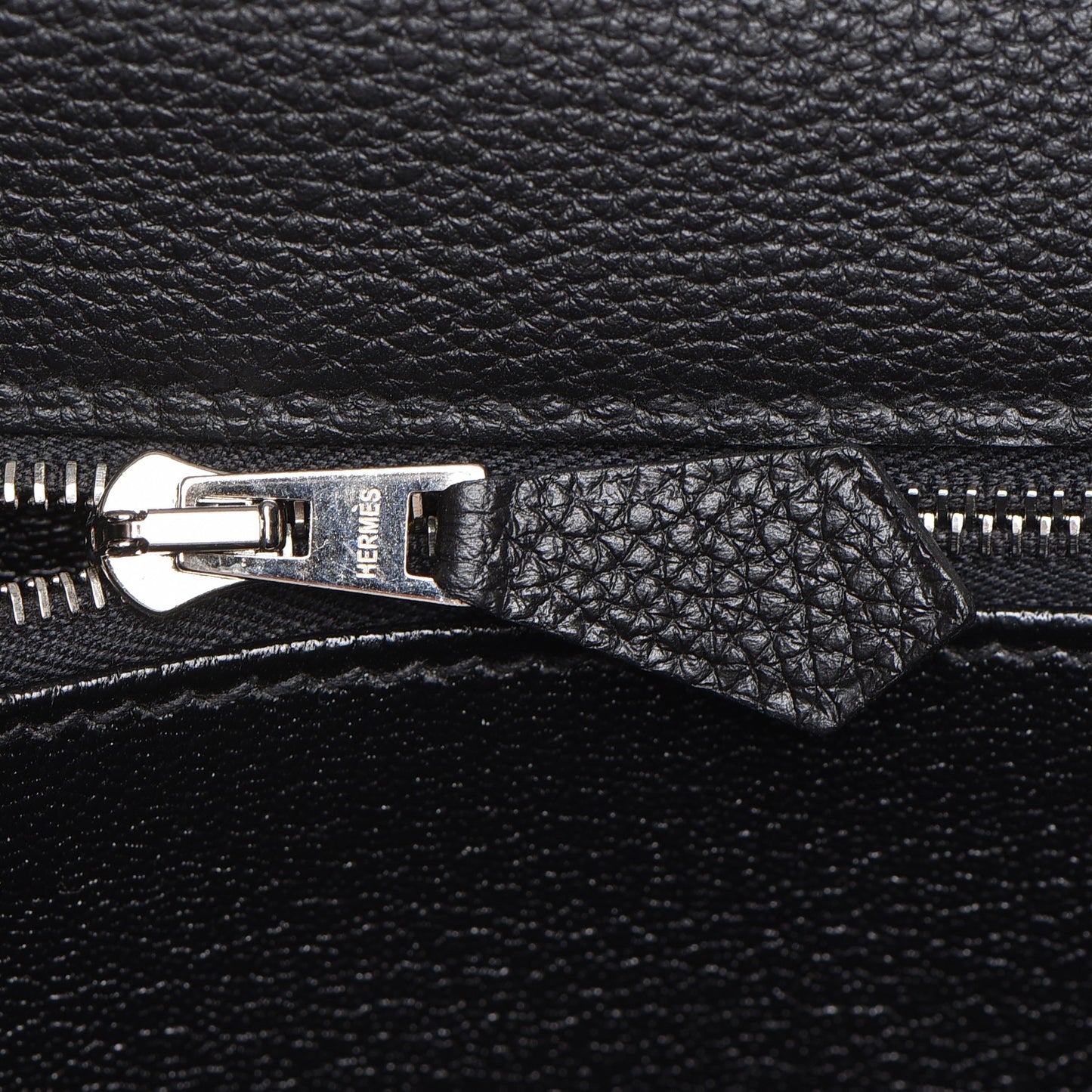 Togo Kelly Retourne 40 Black