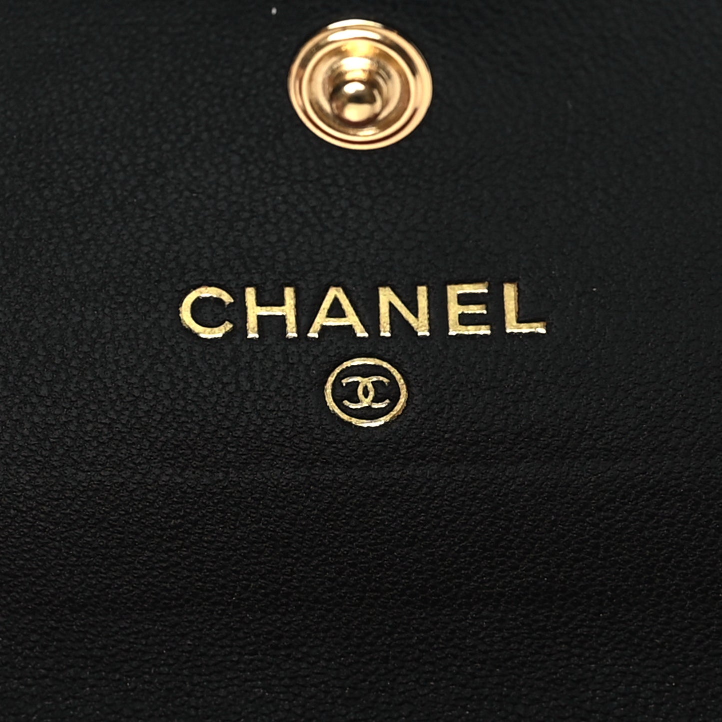 Lambskin Quilted Chanel 19 Flap Wallet Black