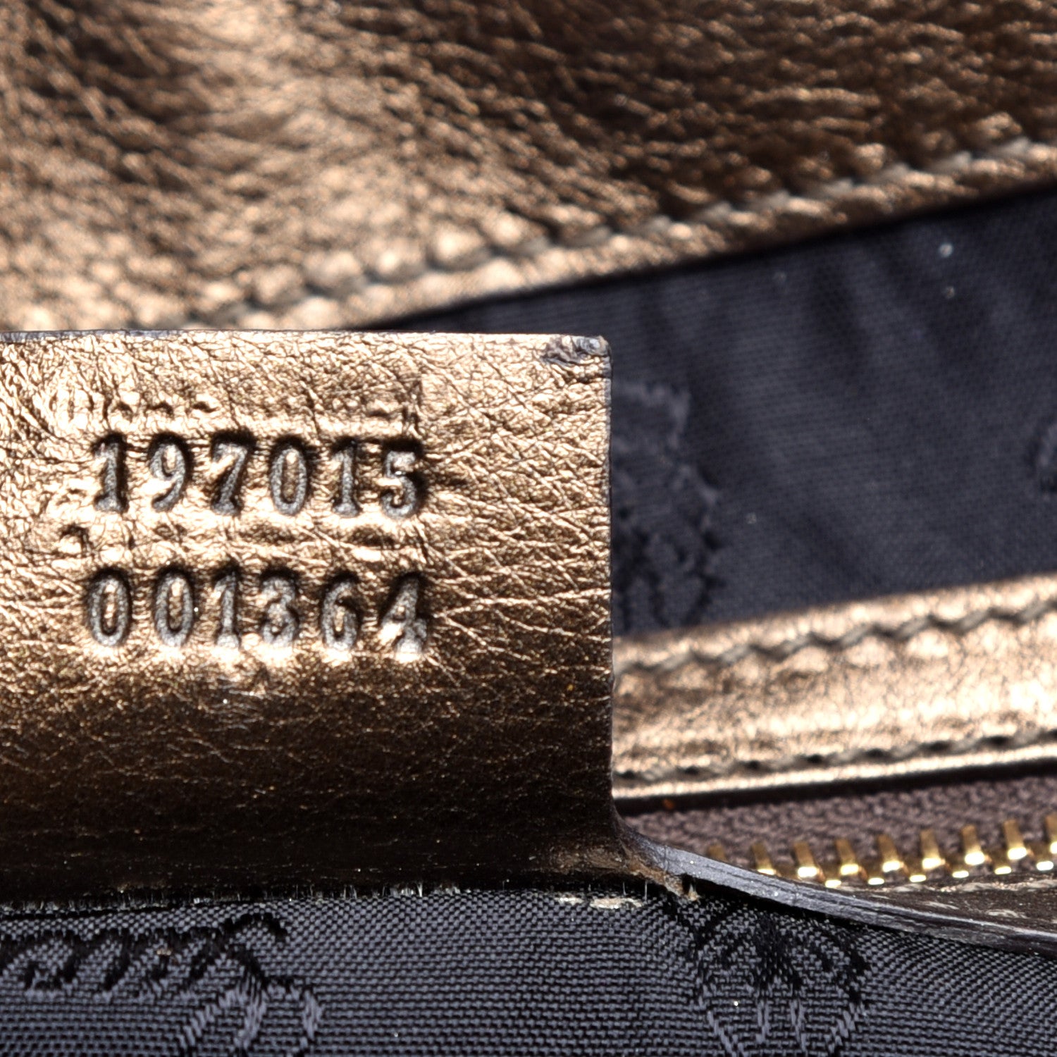 Gucci Calfskin Hysteria Large Clutch Metallic Gold 9 of 10